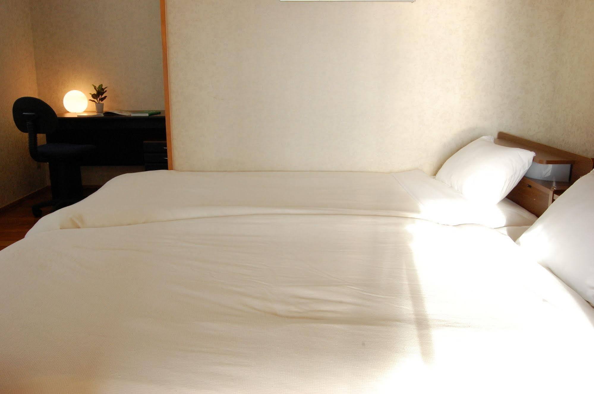 Yukurinaresort Okinawa Ocean Terrace Motobu Exterior photo